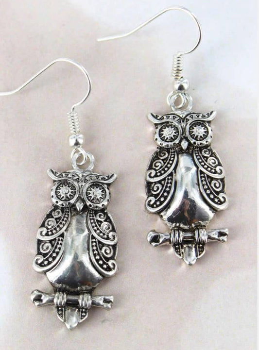Antique Silver Tone Owl Earrings