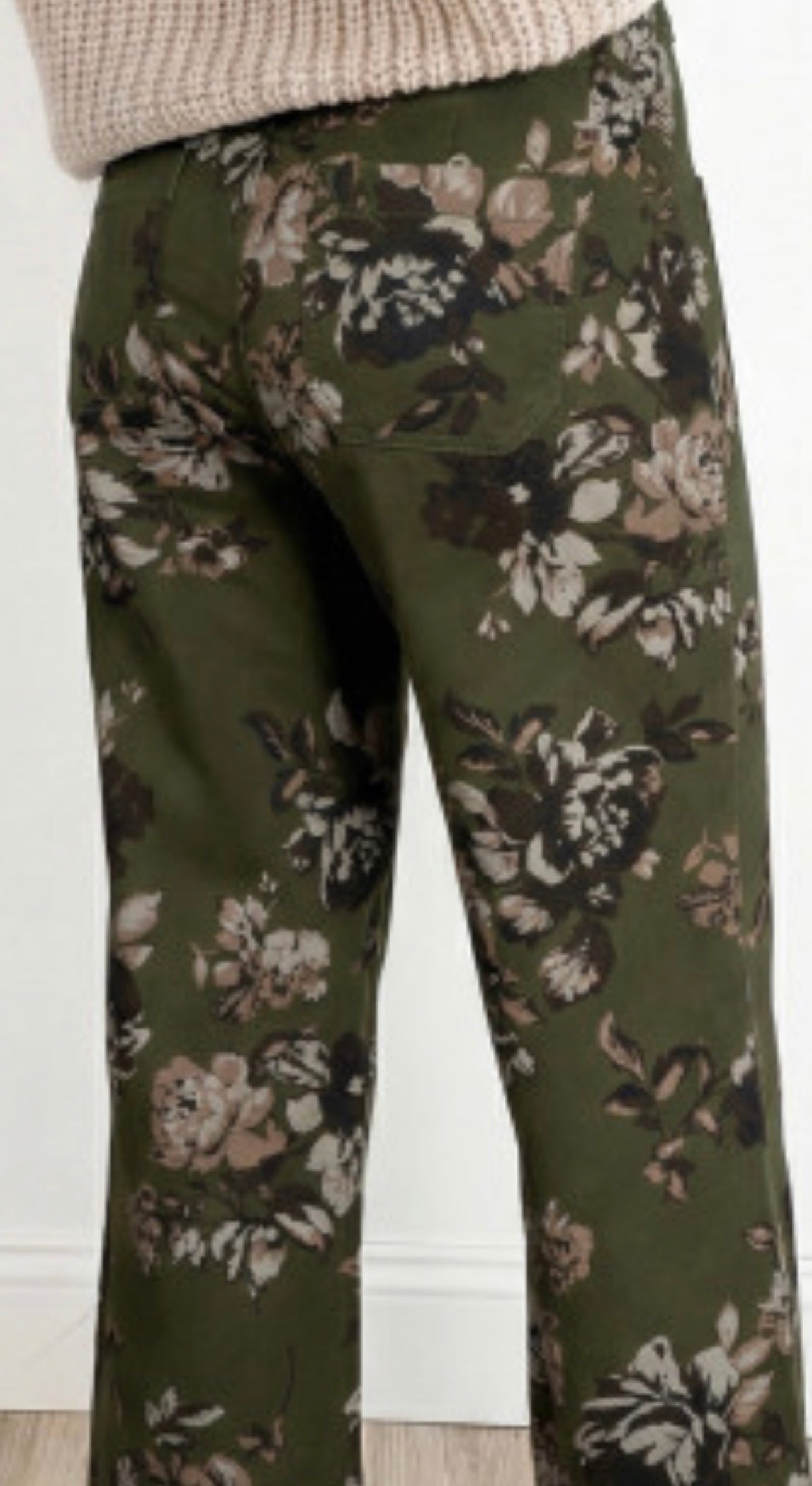 Floral Patch Pocket Jeans