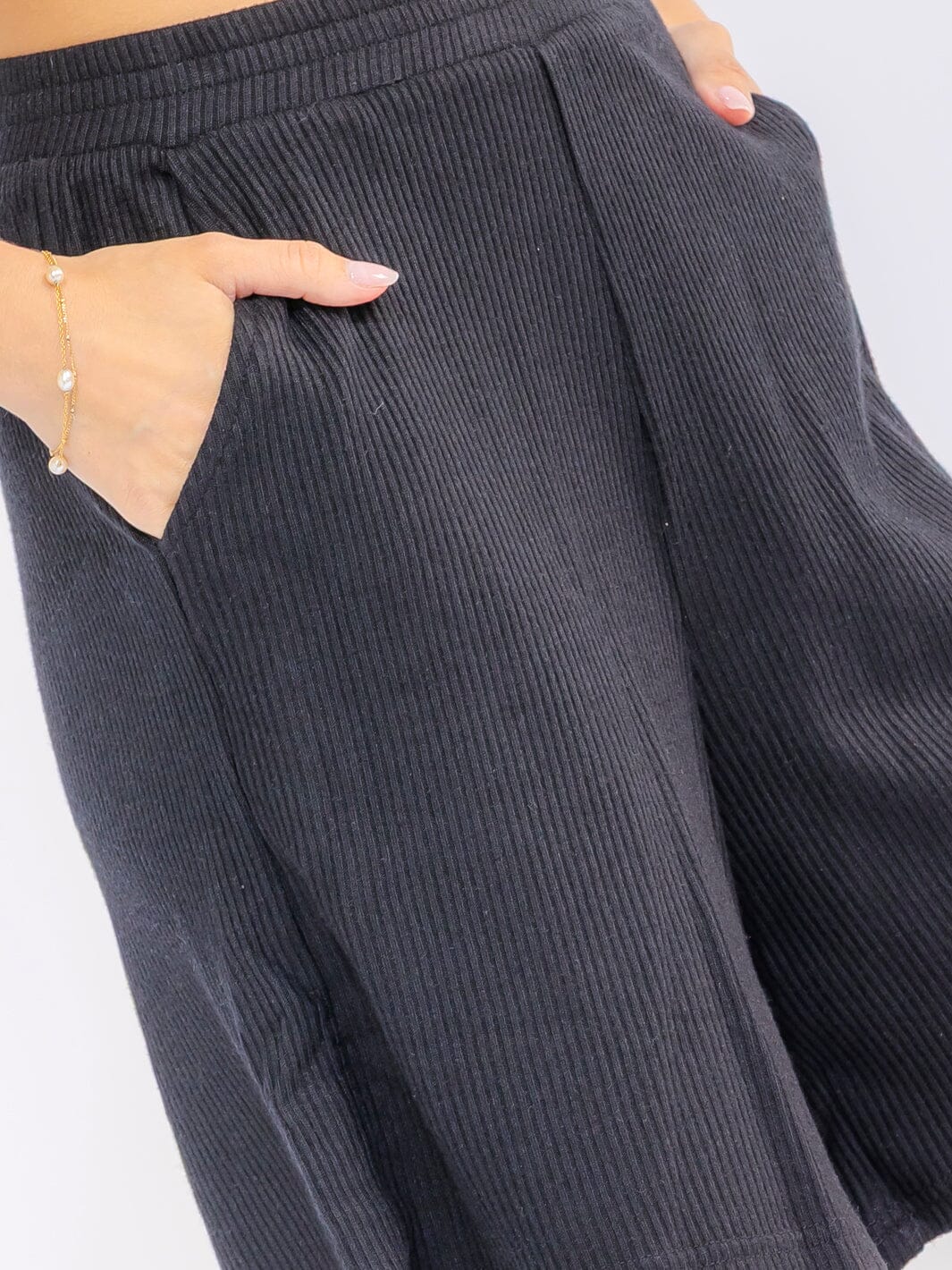 Ribbed Bermuda Shorts in Black