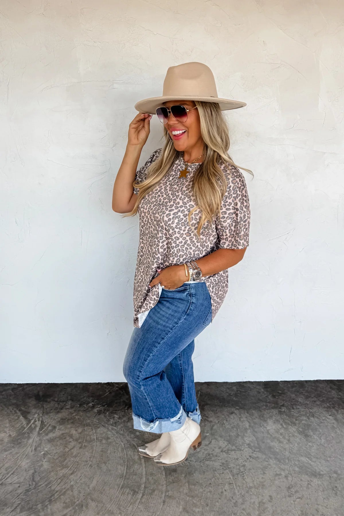 Preorder - Urban Non-Distressed Cropped Jeans