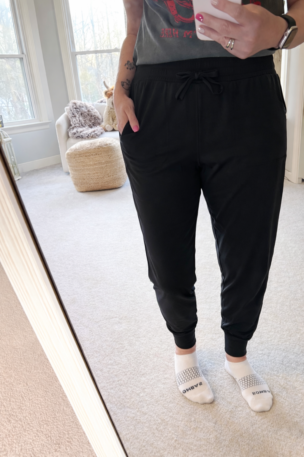 Drawstring Joggers in Black