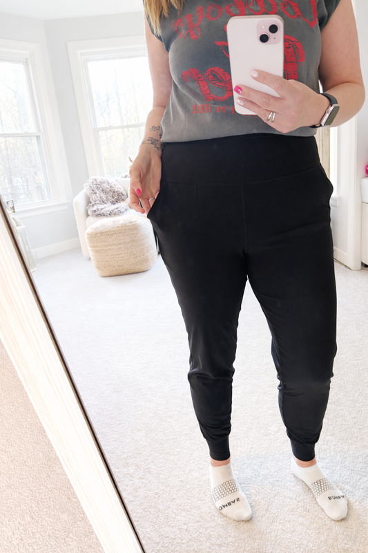 Yoga Waistband Active Joggers in Black