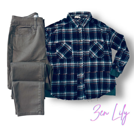 Button Up Plaid Flannel With Pockets and Thermal Trim