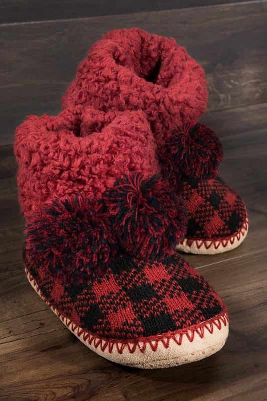 Urbanista Plaid Pom Pom Slippers