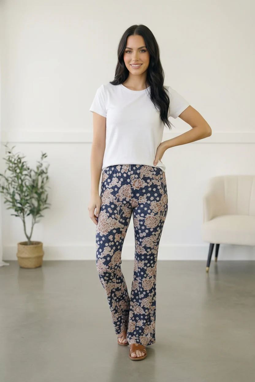 Fit & Flare Pants in Floral Denim Look