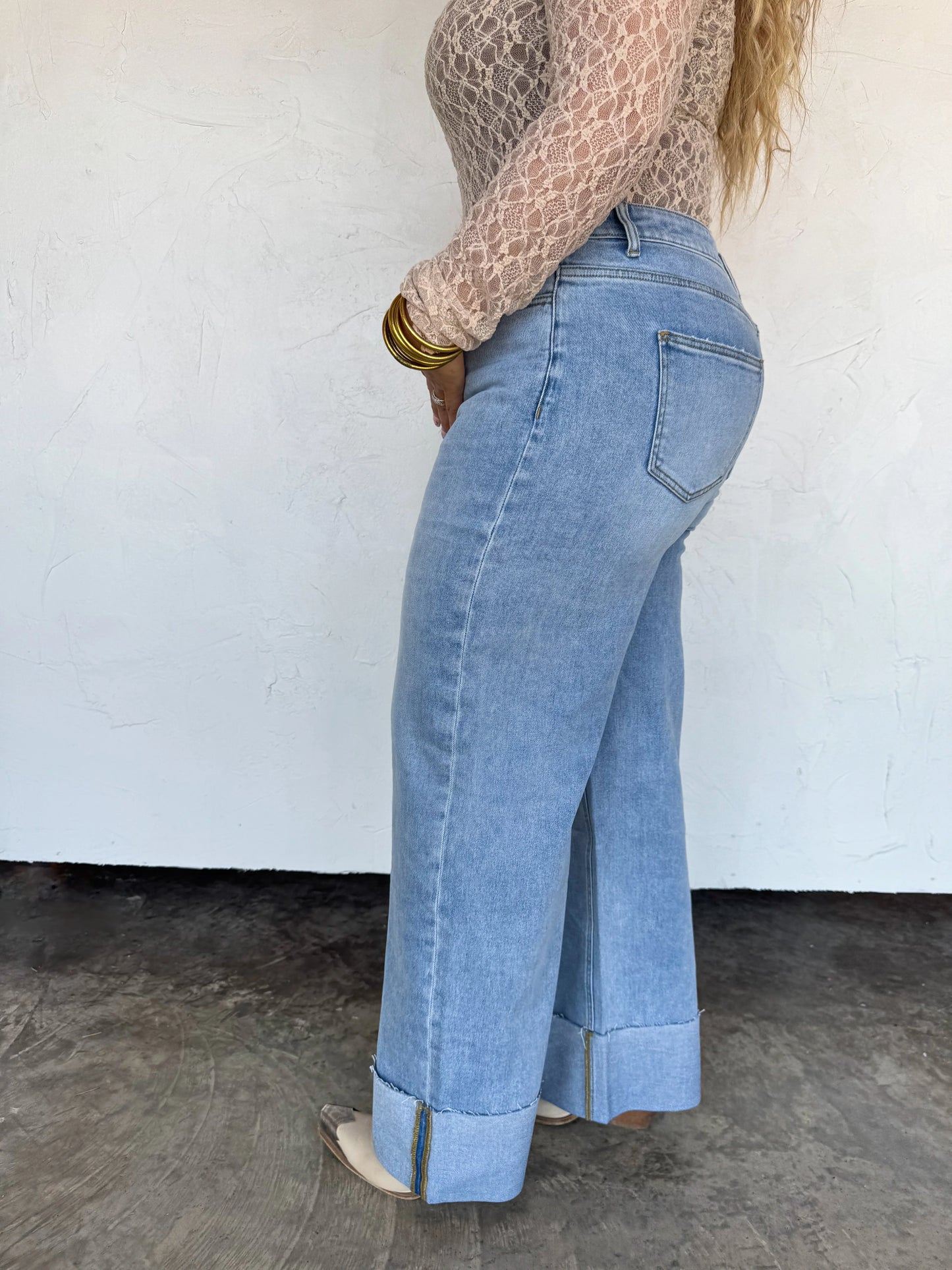 *Preorder-The Leni Wide Cuff Jean