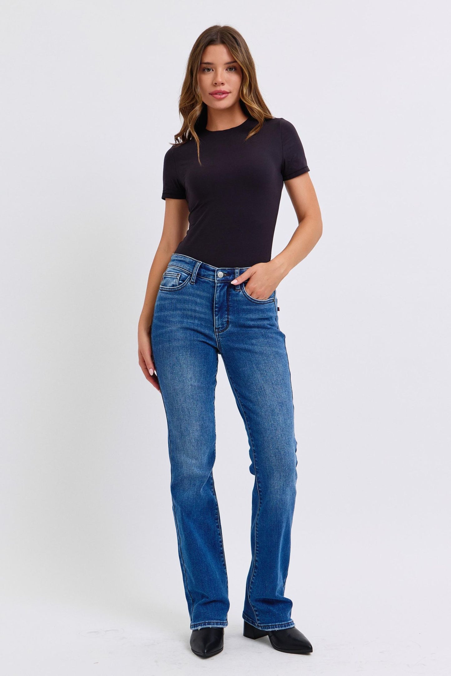 Judy Blue Mid-Rise Bootcut Jeans with Pockets